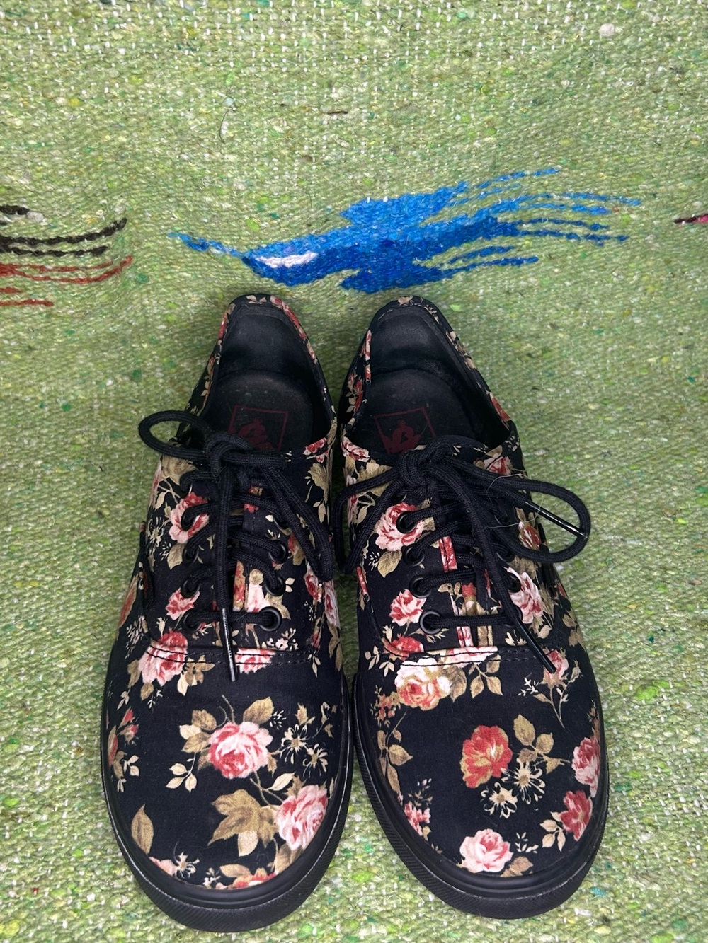 Vans Black Floral Lace-Up Women's Sneakers 8.5 - Picture 3 of 4